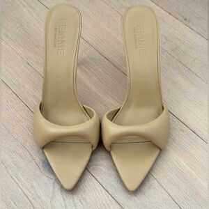 Femme Los Angeles Beige Pointed-Toe Slide Mules